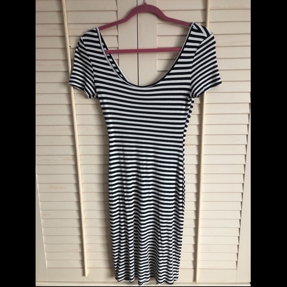 Body con dress - Picture 2 of 2